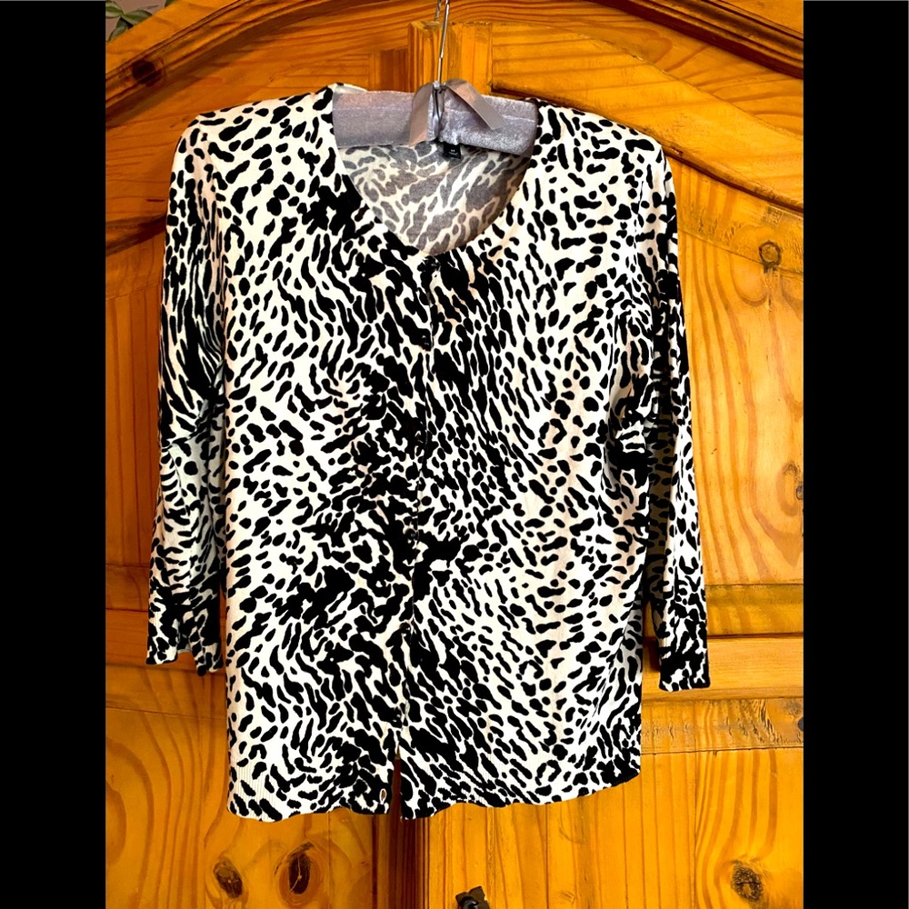 Talbots 3/4 sleeve cardigan size M